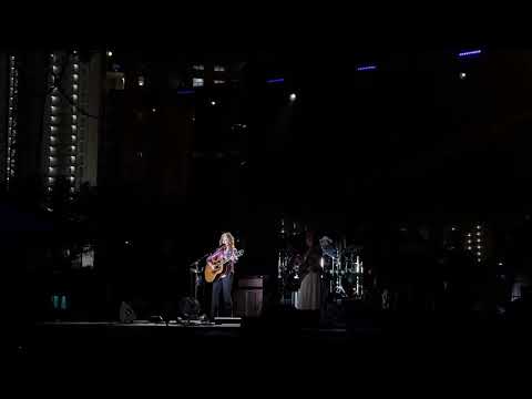 Bonnie Raitt & Susan Tedeschi 5/2/25 “Angel From Montgomery” at Sun,Sand & Soul in Miramar Beach,FL