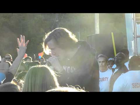 Asher Roth - Lark On My Go-Kart (PART 1)(10/2/10)