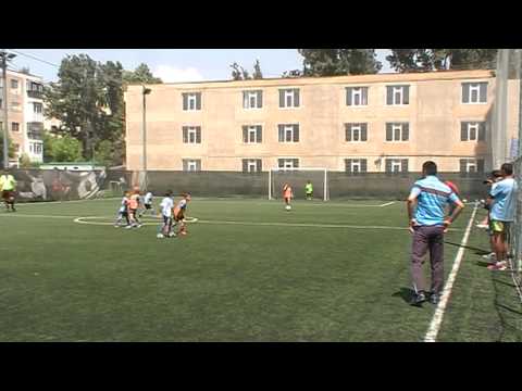 CS Petrolul 95 Ploieşti - Corona Tâmpa Braşov   4 -- 1 ( 3 - 0 ) Repriza I