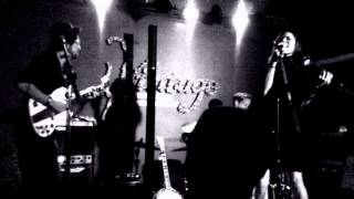 HoneyHoney I am Yours to Bear Redding, CA 9/23/15