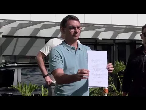 Jair Bolsonaro backs son's Brazil presidential bid | REUTERS