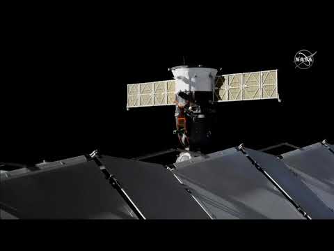 Expedition 61 farewell and hatch closure