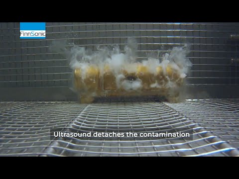 Ultrasonic cleaning - underwater view