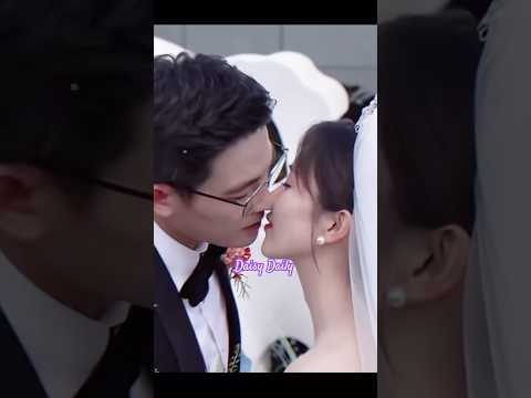 Bai Lu and Ou Hao wedding scene 💕 this was Lulu happy wedding right 😆 “Northward “