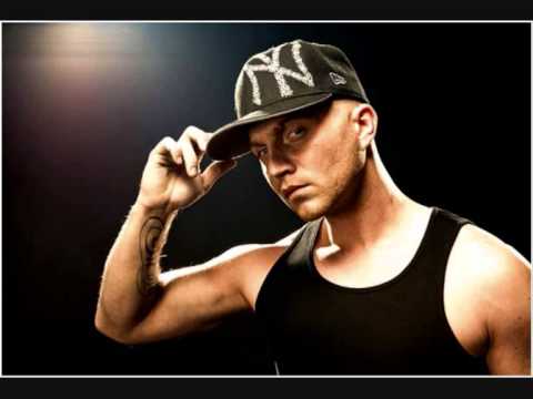 Chakuza - Wir gehen die Wände hoch feat. Sonnik Boom