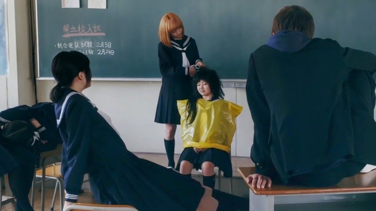 A Student Takes Revenge On her Bullys !