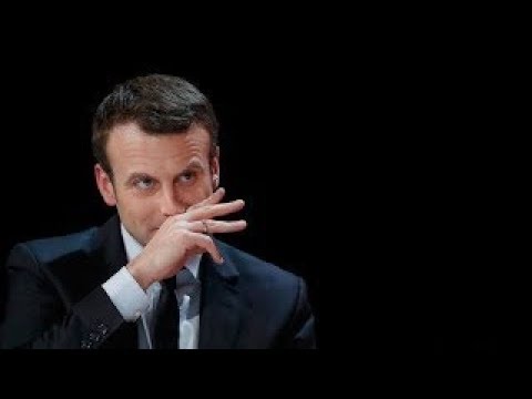 LA POUDRE DE PERLIMPINPIN