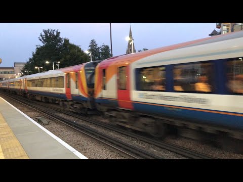 Class 444 passes Feltham, London Waterloo - Poole
