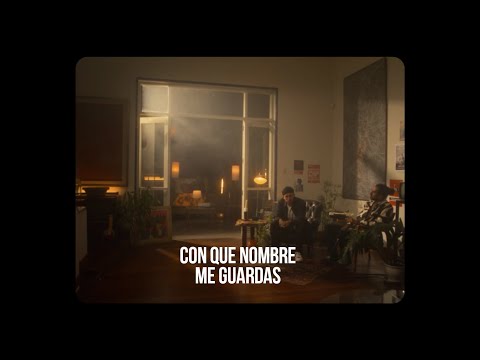 GIRU MAD FLEIVA, DM - CON QUE NOMBRE ME GUARDAS [VISUALIZER]