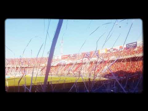"Gran recibimiento de Cerro Porteño Ante Sportivo Luqueño 4 -1" Barra: La Plaza y Comando • Club: Cerro Porteño • País: Paraguay