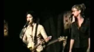 Wendy and Lisa - Don't Look Down