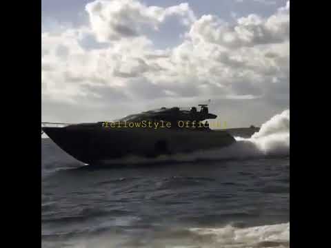 Pershing 82, Top Speed 45-50 Knots #shorts