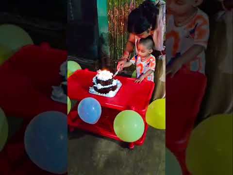 cake cutting🥰 🎂🍰🥰 #youtubeshorts #birthdaycelebration #brotherbirthday #love #happiness #kittyparty