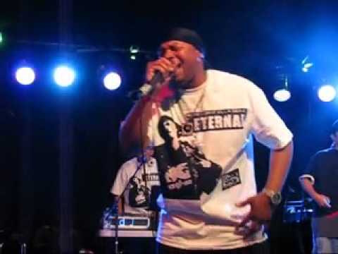 ETERNAL OF WU TANG'S WEST COAST KILLA BEEZ with DJ W.I.Z killin the stage at Hermans Hideaway !!!!