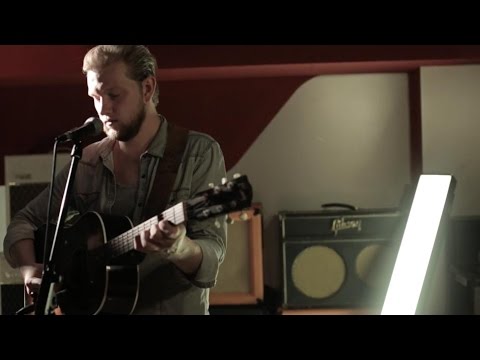 Alexander Wolfe - Into The Deep [Live from Dean St Studios]