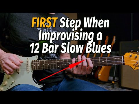 How a BEGINNER can Start Improvising over a 12 Bar Blues the RIGHT WAY