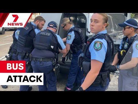 Random bus stabbing sparks Sydney manhunt | 7NEWS