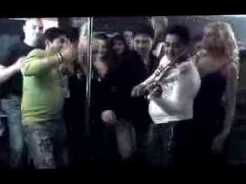 TRITON & DANIELA GYORFI - ITI MULTUMESC