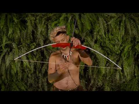 Capa do vídeo: Ele atirou