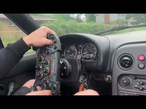 Can you drive a Miata with a Moza sim racing wheel?!