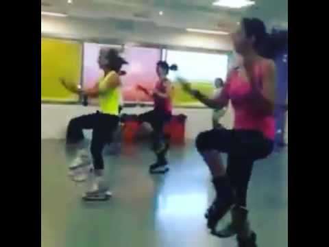 Aerobic Super Hits 70s - 80s - 90s (140 bpm-32 Cou