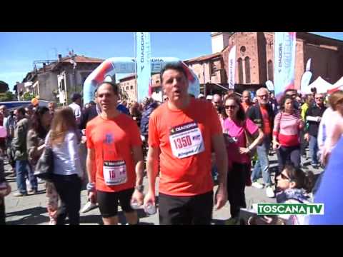 2017-04-17 PRATO - MATTEO RENZI HA CORSO LA MARATONINA CITTÀ DI PRATO