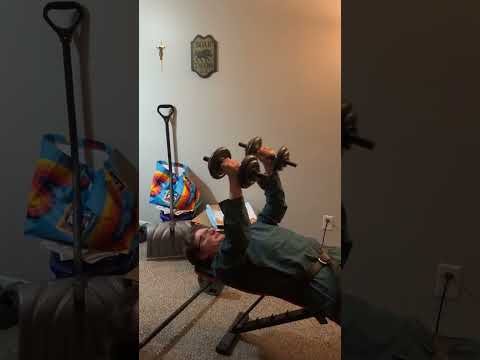 Keylon tries skull crushers - #tcott #larp #fitness #sword #training