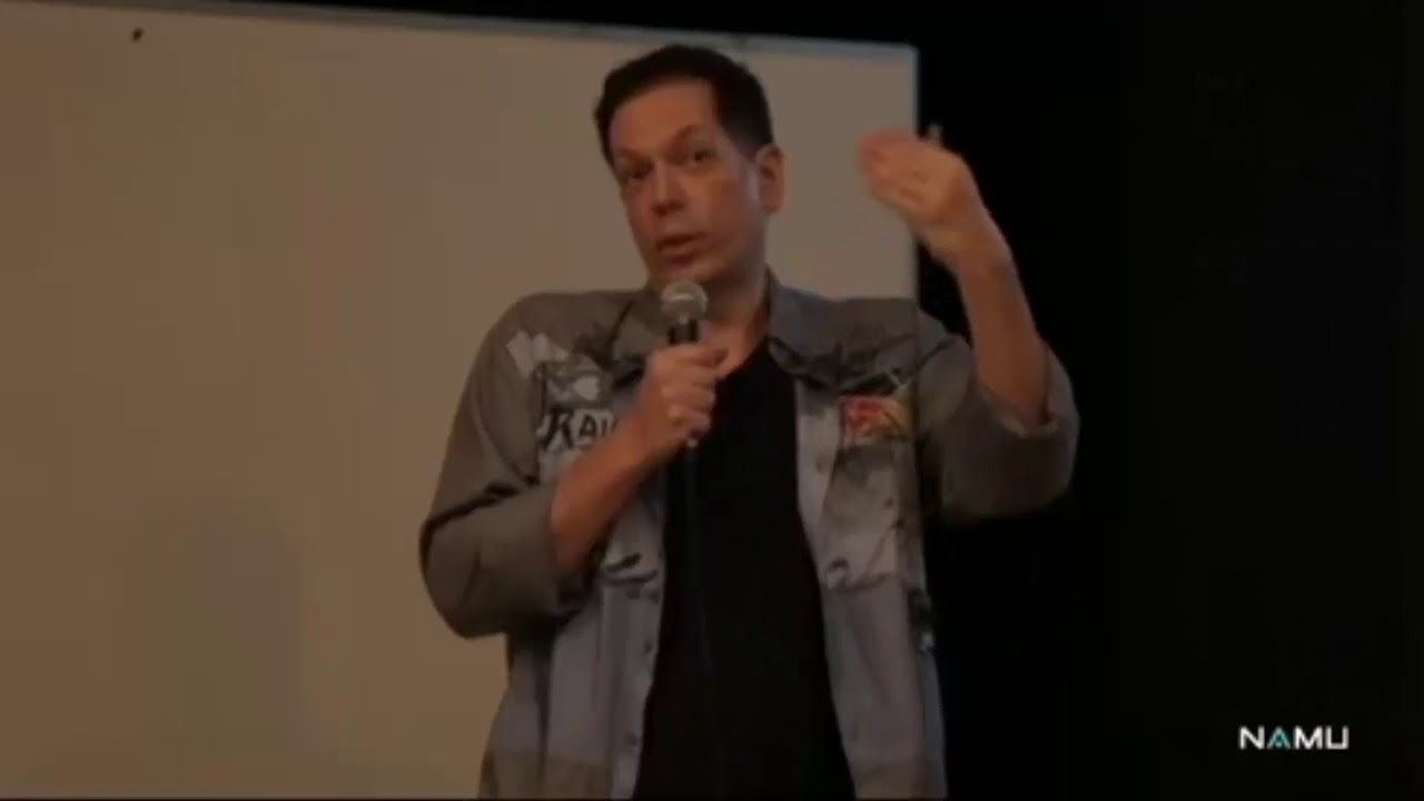 Palestra sobre o filme Matrix com o psiquiatra Bernardo de Gregório