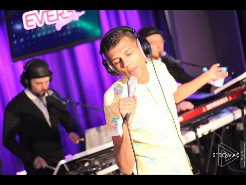 Stromae - Papaoutai | Live bij Evers Staat Op