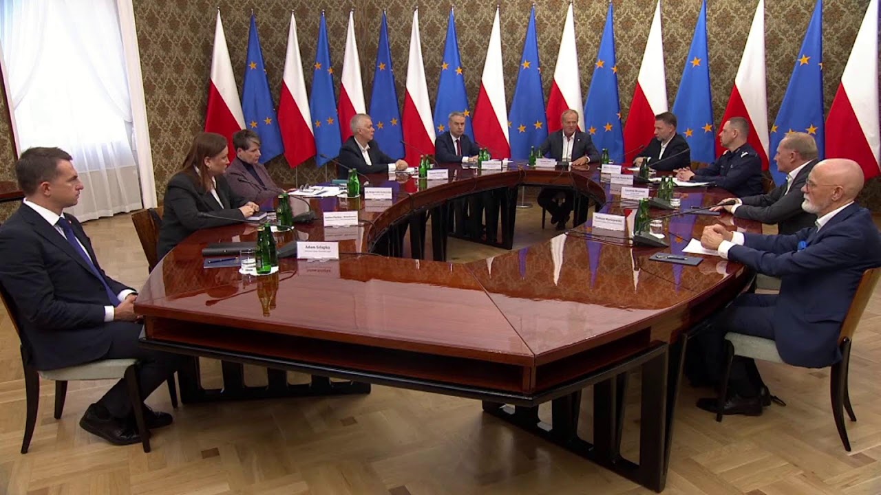 NA ŻYWO | Narada Premiera Donalda Tuska z ministrami, w związku z aktami przemocy w szkołach
