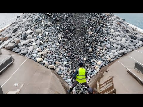 Barge unloads 4240 tons of cobblestone - Relaxing flow video - Work vlog on the barge