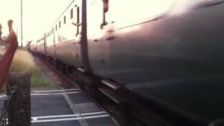 preview picture of video 'Cathedral's Express - Britannia 70000 at Shepreth August 20th 2011'