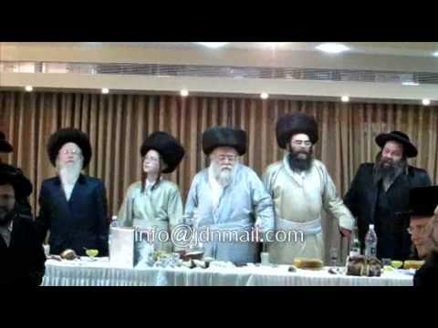 Bar Mitzvah Of A Grandson Of Toldos Aharon & Melitz Rebbes - Shevat5772