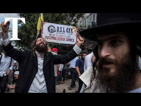 Thousands of Jews mark Rosh Hashana in Ukraine's Uman