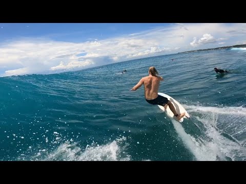 Surfing Uluwatu with Friends - Epic Waves and Perfect Barrels