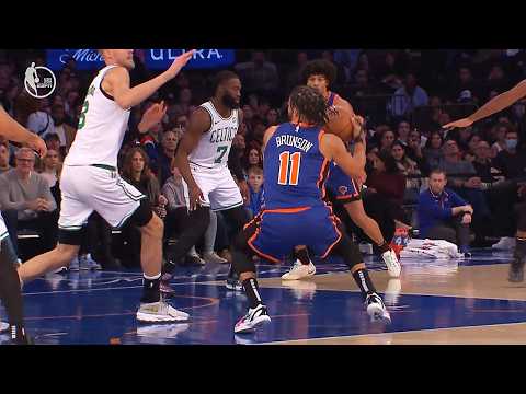 Jalen Brunson's Footwork & Fakes | The Art of Deception