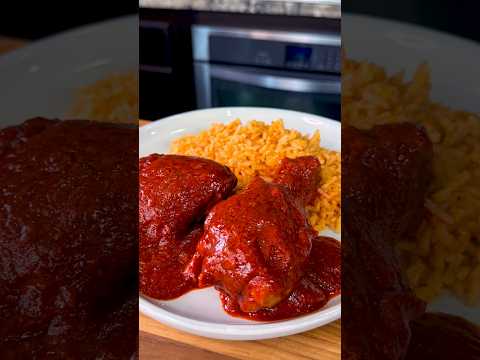 Pollo en Chile Rojo Colorado Easy Recipe #shorts