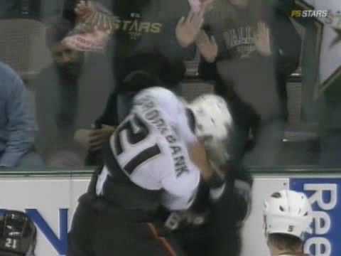 Sheldon Brookbank vs Trevor Daley