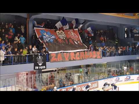 HC Vrchlabí vs  HC Trutnov - choreo na nástup hráčů