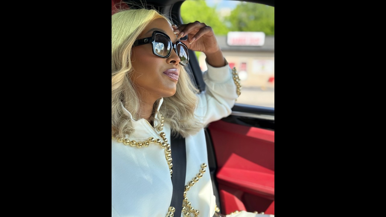 When Amber has second thoughts about going to Charlotte!