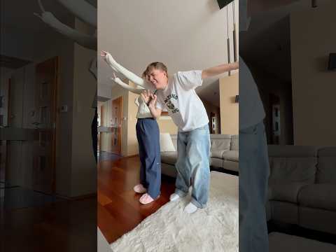 Ak miluješ futbal a k tomu ešte aj Darinku, nie je čo riešiť. Vidíme sa 27. mája na Ondreja Nepelu🫶