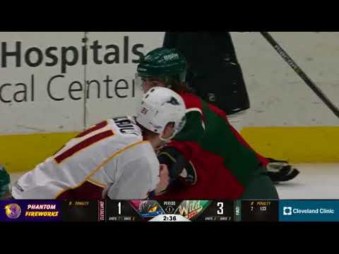 Hunter Warner vs Sam Vigneault