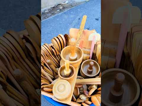 Utensilios De Madera caminando en San Luis De La Reina san miguel #elsalvador