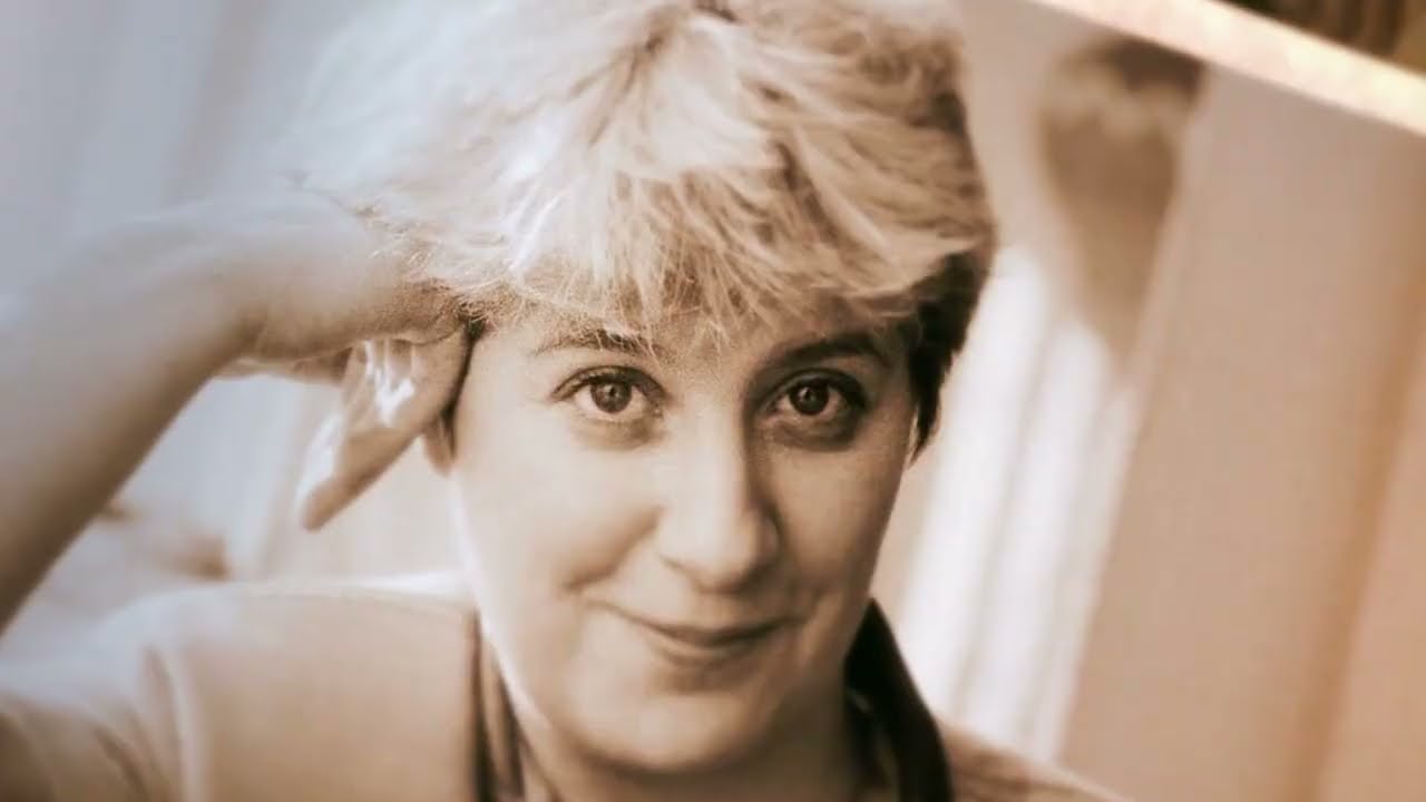 Miniature de la vidéo Becoming Victoria Wood (2026) | Official Trailer du film Becoming Victoria Wood