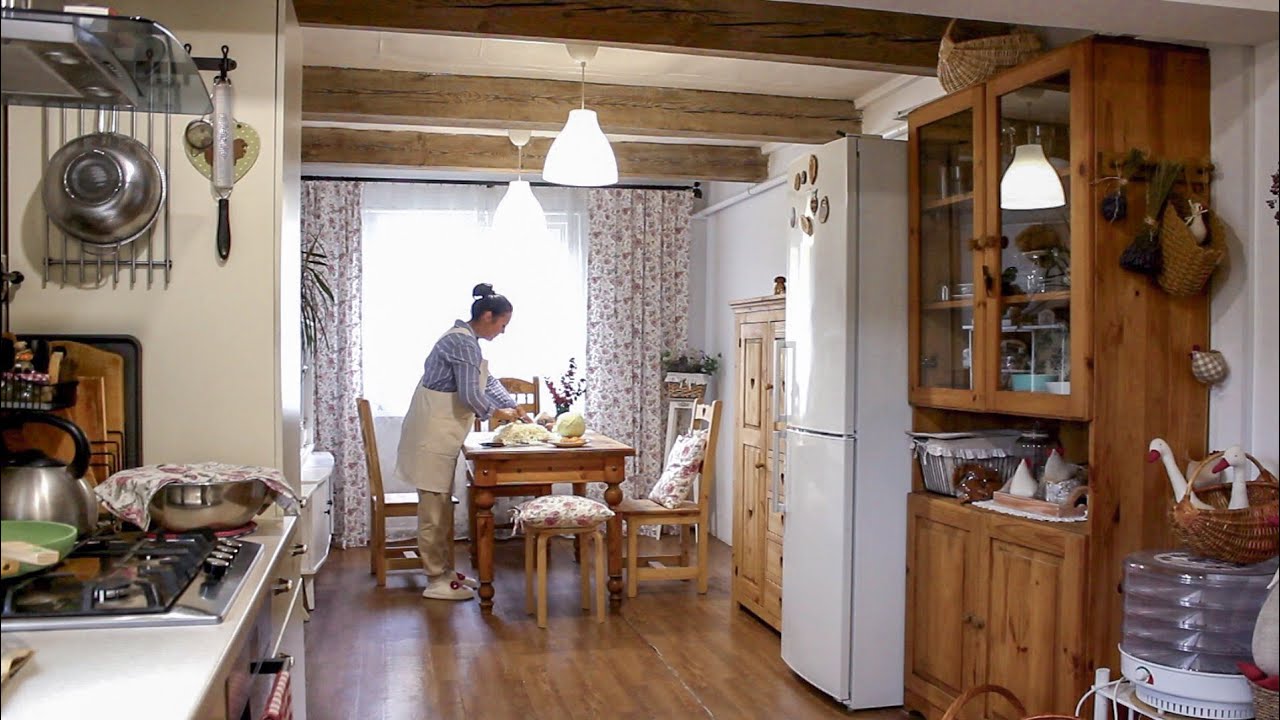 Slow Life in a Cozy Country House | The Prickliest Day | Pickled Cabbage. Sewing a Work Apron