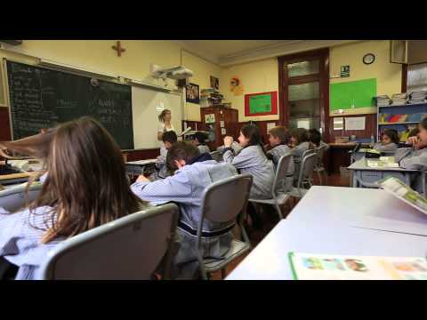 Video Youtube Escola Pia-Luz Casanova