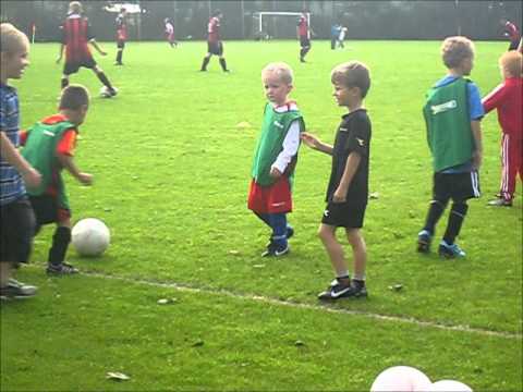 -Hummelvoetbal Daan bij v.v. Koudekerk 10-09-2011