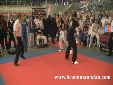 Robbie McMenamy v Laszlo Gombos Austria Classics 2012