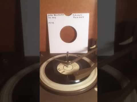 Kenny Rodgers - She Believes In Me Vinyl 45 Played On My Stereophonic Radiogram.