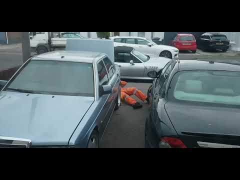 190E Mercedes work with the knotman